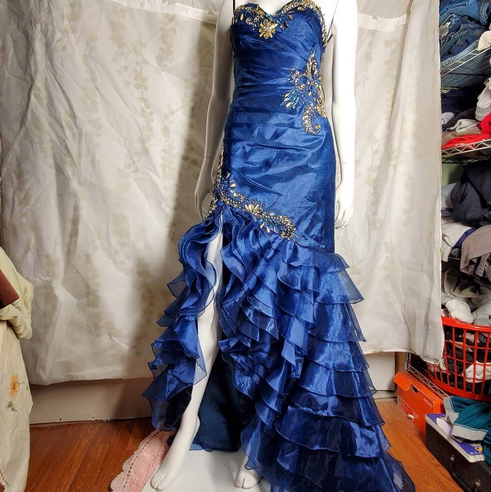 Formal,  wedding,  pegan,  prom..etc